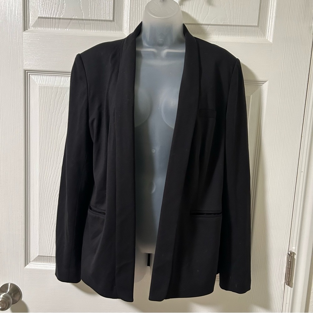 Hrace Elements Black Women's Blazer